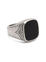 Nialaya_Vintage_Sterling_Silver_Signet_Ring_with_Matte_Onyx_Video